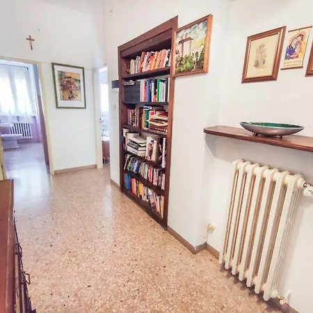 Daire Ampio Quadrilocale Vicino Al Mare E Al Centro