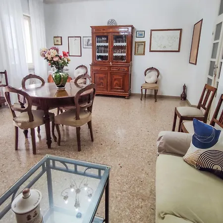 Appartamento Ampio Quadrilocale Vicino Al Mare E Al Centro *